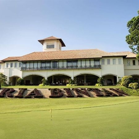 Ria Bintan Golf Lodge Lagoi Exterior foto